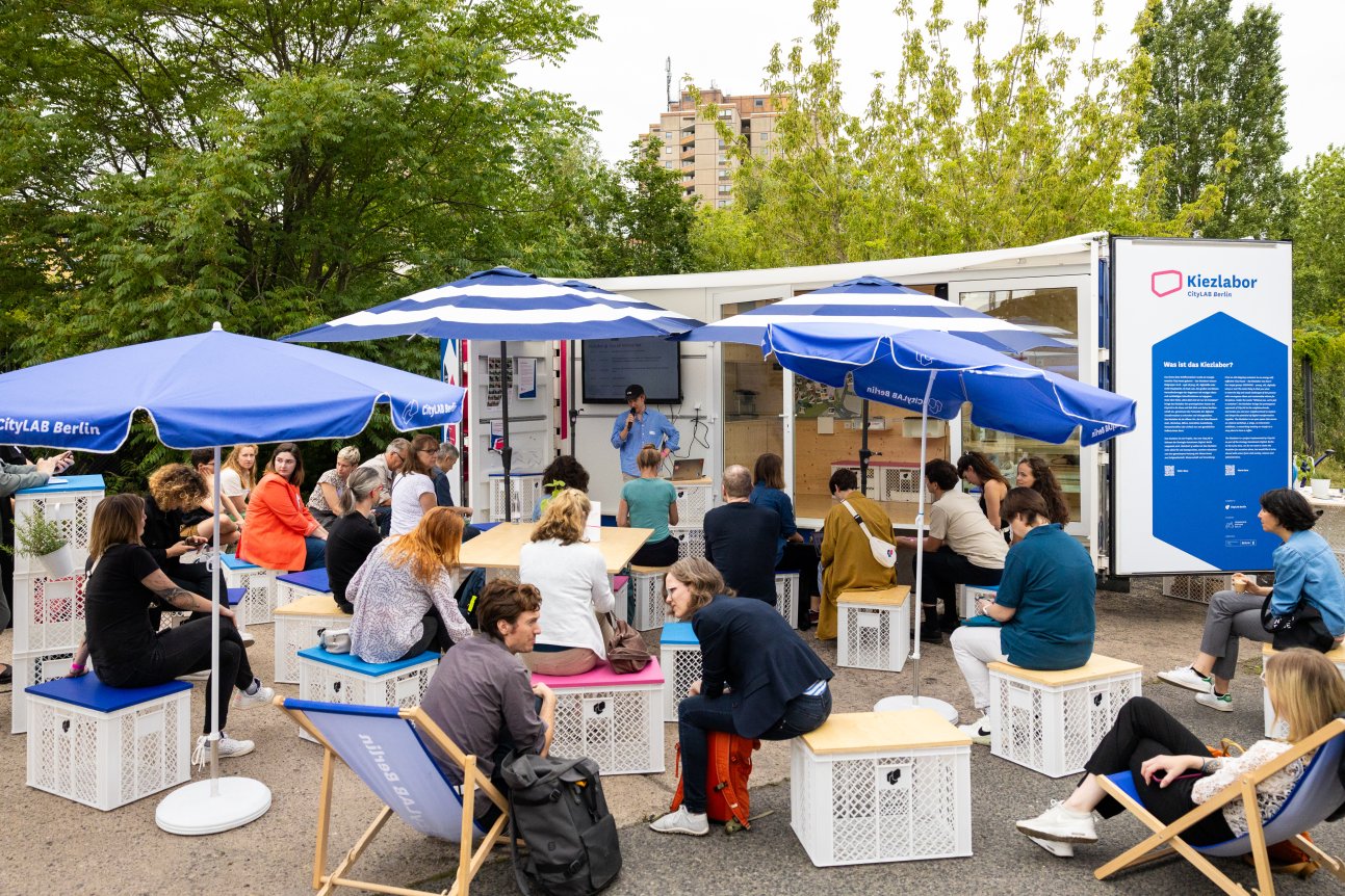 Medienkompetenzen und Angebote für Senior:innen – mit dem Seniorennetz beim Kiezlabor!