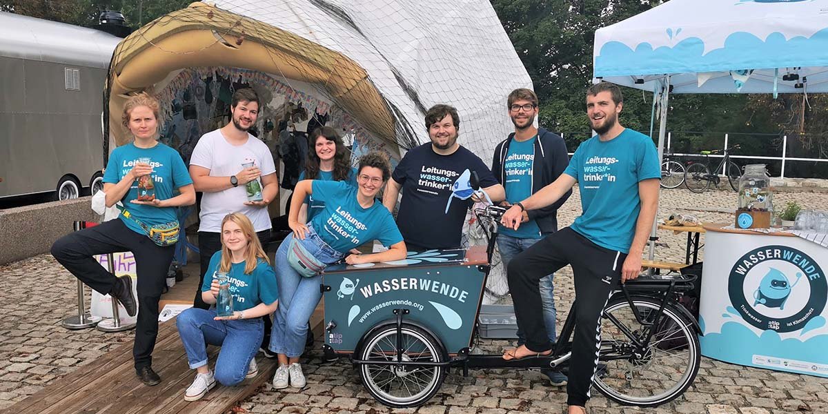 Teamfoto_Fotocredit_a%20tip%20tap%20e.V%20web